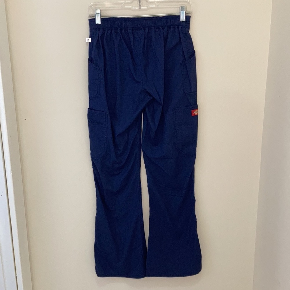Dickies Mid Rise Moderate Flare Women’s Scrub Bottoms Size XS - Picture 3 of 6